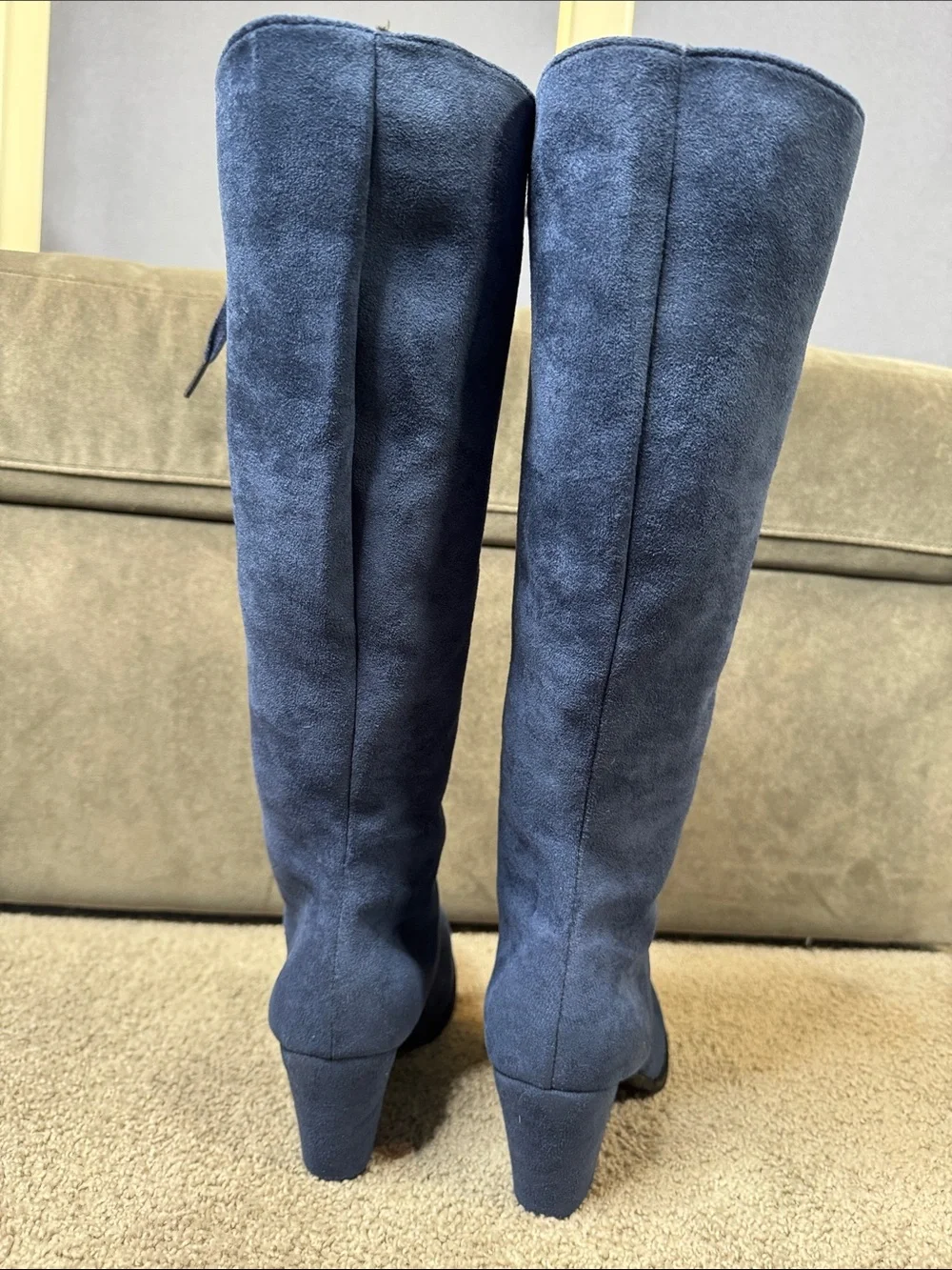 Tall Blue Faux Suede Lace-Up Women’s Boots Size 7 (38) NEW
